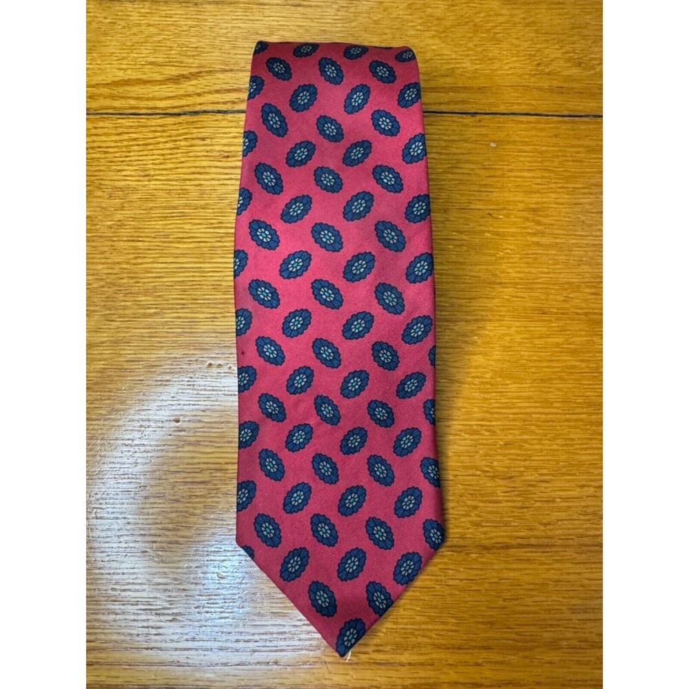 Vintage Ferrell Reed for Rothschilds 100% Silk Woven In England Red Paisley